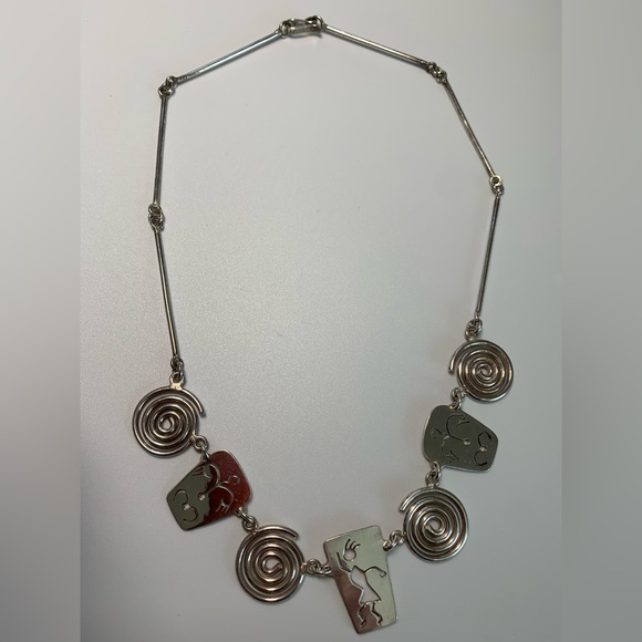 Vintage Rare Sterling Silver Spiral & Cut-Out Abstract Silpada-Like Necklace - Picture 9 of 16